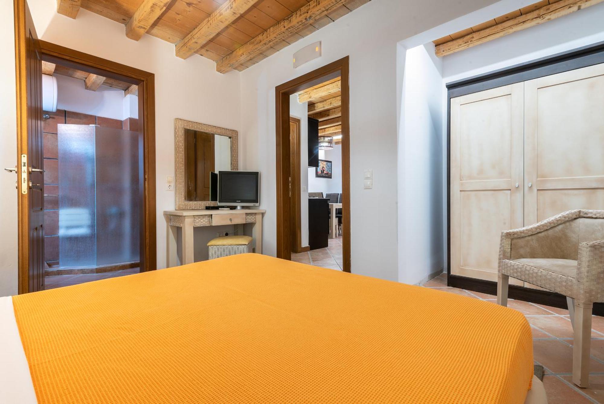 The Varos Residences Hotel Стая снимка